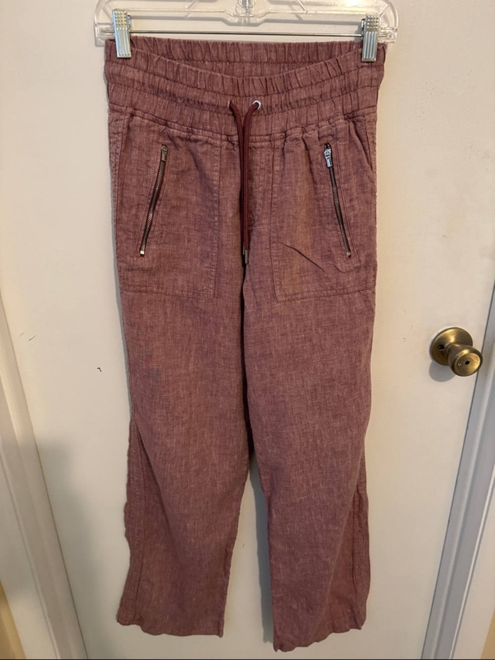 Athleta Men's Drawstring Joggers in Mauve Rose